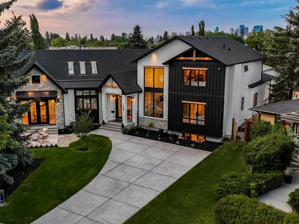 1608 SW 49th Ave SW, Calgary, AB T2T 2T7