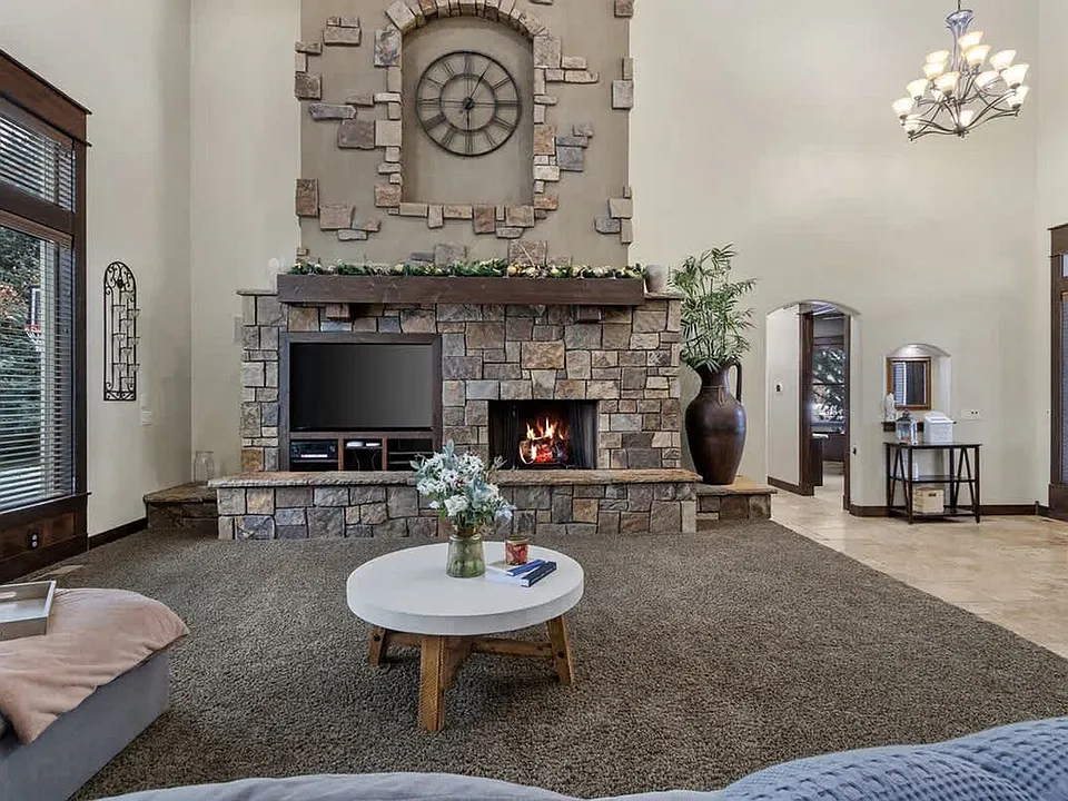 5605 N Morpheus Pl #ID1638258P
