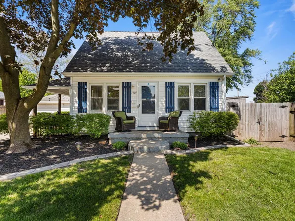 1407 N Walnut St, Champaign, IL 61820