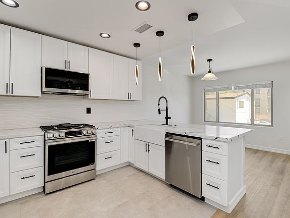 5th image of 4269 Mission Blvd