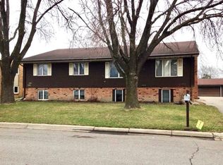 422 Commodore Dr #424, Mankato, MN 56001