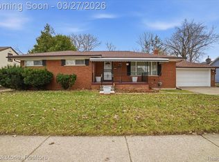 1976 Goulson Ave, Warren, MI
