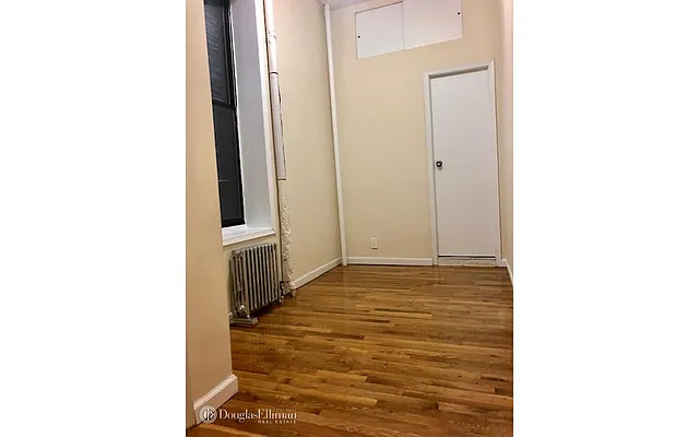 Rented by Douglas Elliman | media 28