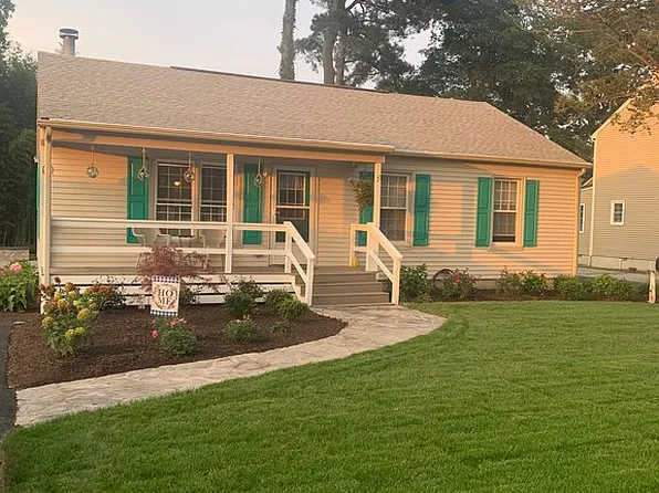 27 Seabrook Rd, Ocean View, DE 19970