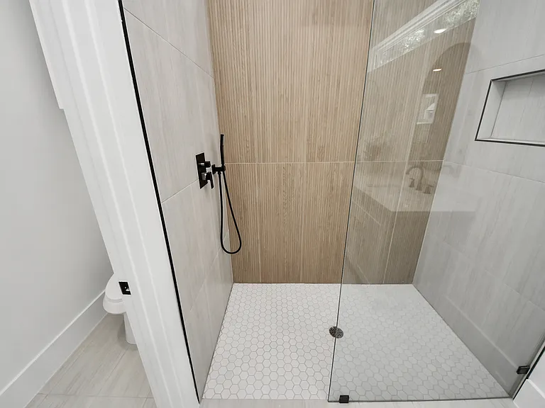 23851 Creekwood Dr — Photo 39