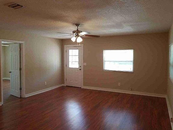 2nd image of 920 E Mlk Blvd