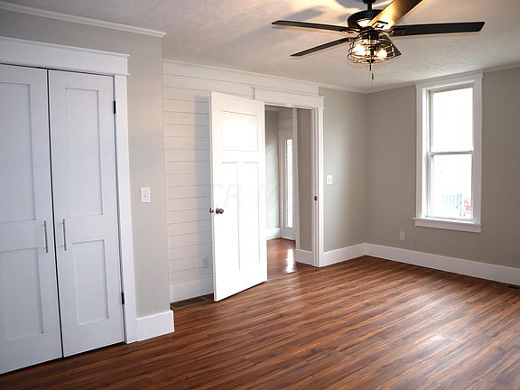 4th image of 129 N Leighton St
