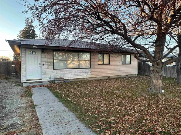 542 Oriental Ave, Burley, ID 83318