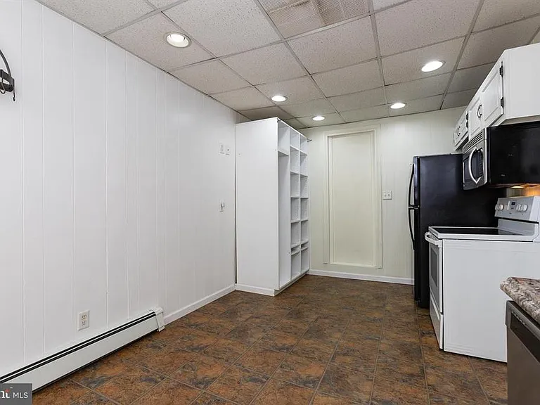 40 W Main St — Photo 10