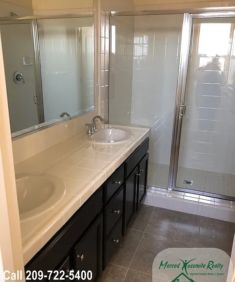 160 Barker Ln — Photo 12