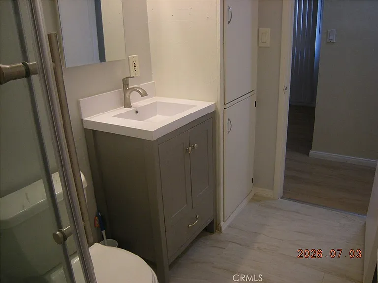 1260 Superior Ave #C — Photo 10