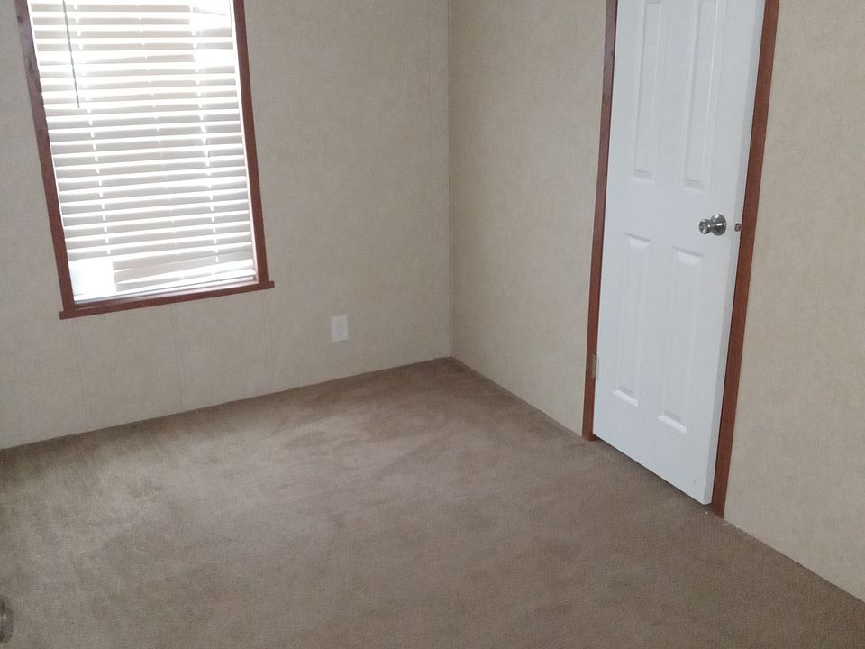 2nd image of 51074 Mott Rd Lot # 220