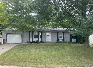 111 Olympia Dr, Lansing, MI 48911