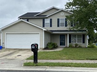 134 Julian Pond Ln, Kernersville, NC 27284