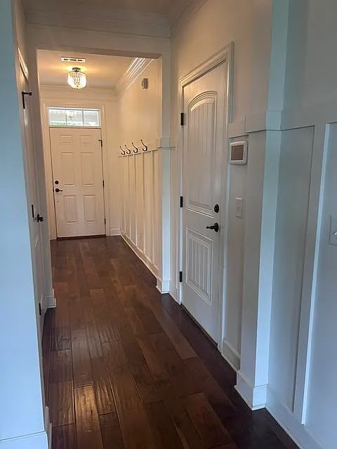 4 bed, 2592 sqft, $3,200 — Photo 4