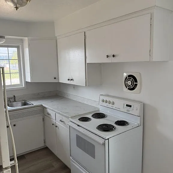 1104 Mill St #3 — Photo 8