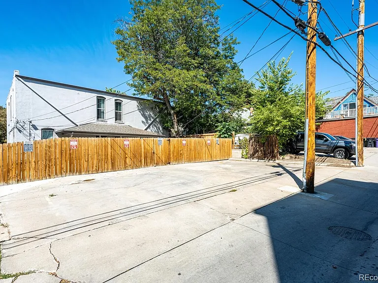 2324 Federal Blvd #A — Photo 36