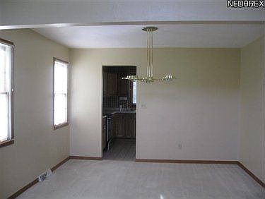 3rd image of 7550 Brookstone Pl