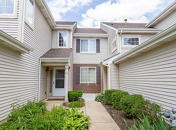 2nd image of 287 Camel Bend Ct #287