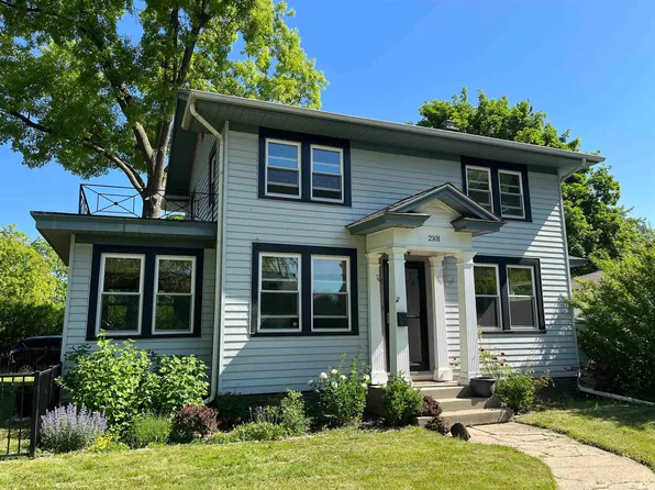 2101 Lawndale Dr, Fort Wayne, IN 46805