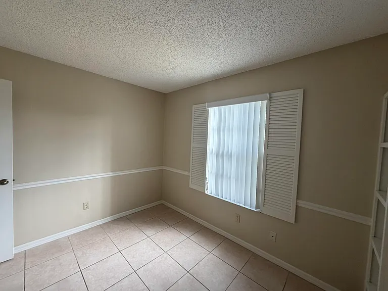2342 SW Bayshore Blvd — Photo 9