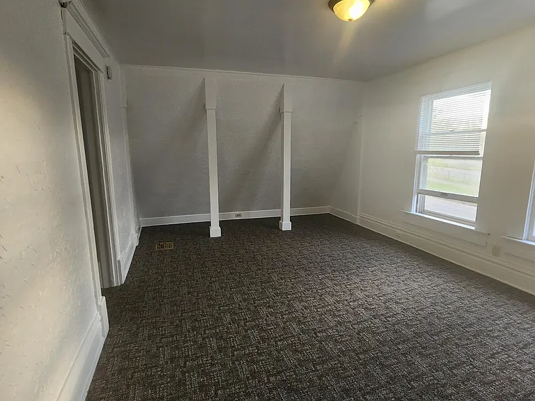 206 Elm Pl #2 — Photo 11