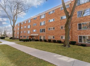 6220 N Ridge Ave APT S105, Chicago, IL 60660