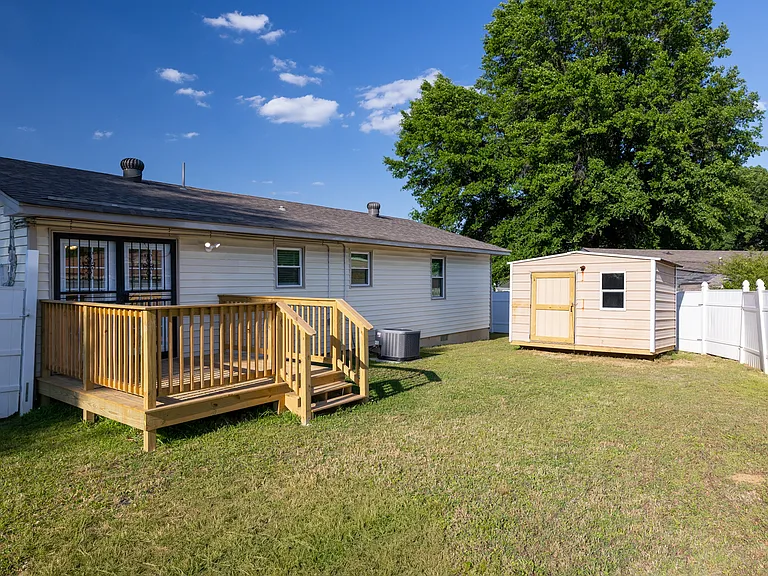 153 Seven Pines Dr — Photo 17
