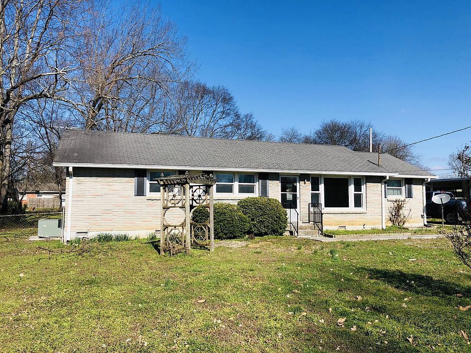 1st image of 207 McNickle Dr