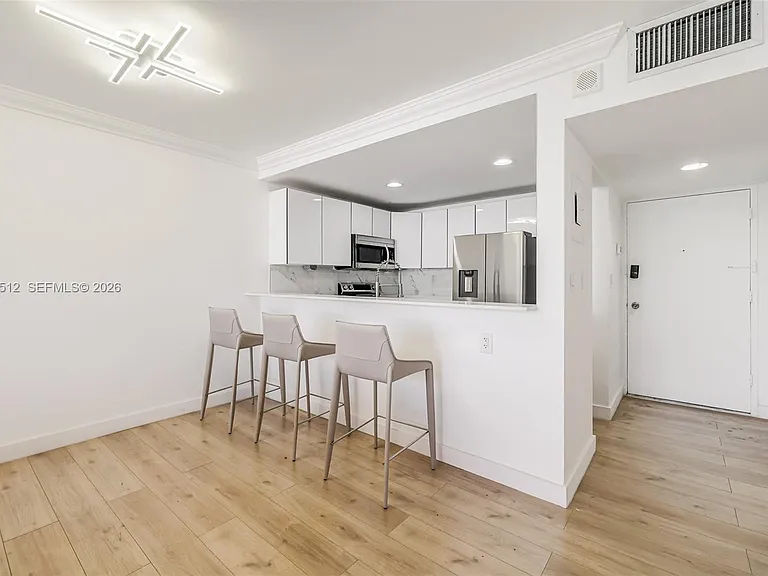 401 Ocean Dr #602 — Photo 6