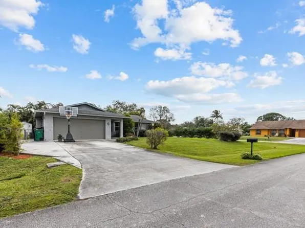 497 SW Byron Street, Port St Lucie, FL 34983