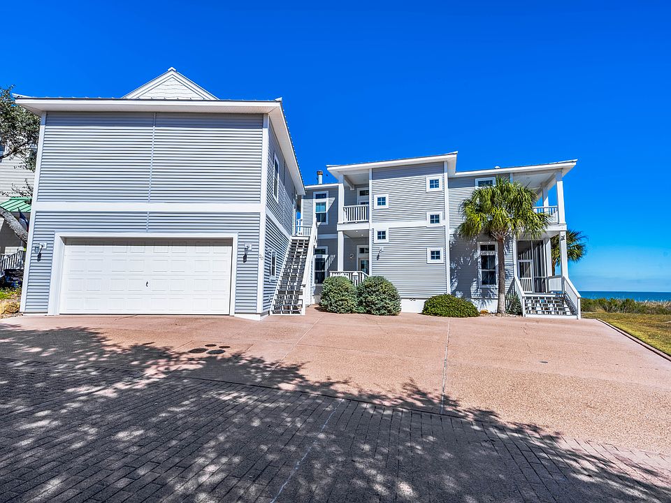 1st image of 20 Old Cottage Beach Dr