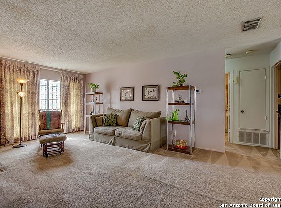 4th image of 9815 Cascade Valley St