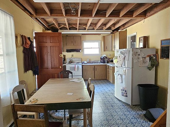 5th image of 40 Bungalow Hl