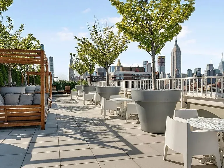 340 E 23rd St #10G — Photo 19
