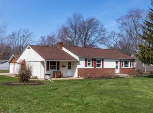 8062 Stockbridge Rd, Mentor, OH 44060