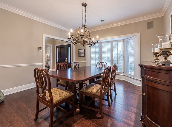 5th image of 744 Brentwood Ct