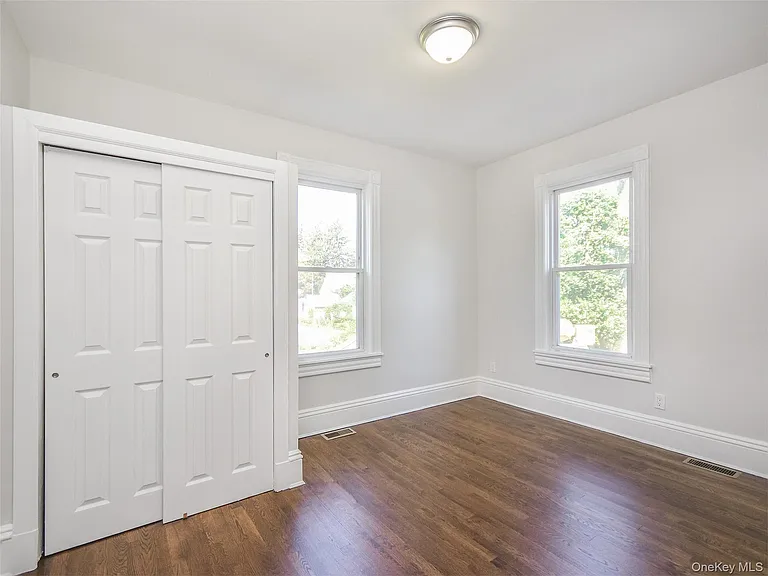 114 Sea Cliff Ave #1 — Photo 8