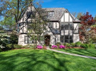 453 Yorkshire Pl, Saint Louis, MO
