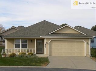522 Mars Ct, Raymore, MO 64083