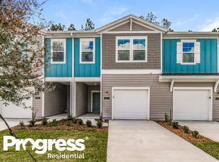 617 Cherry Ridge Dr, Orange Park, FL 32065