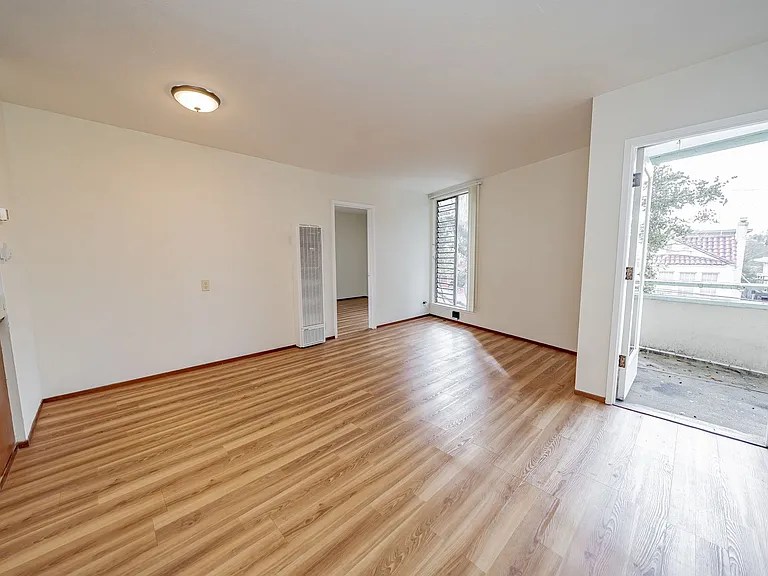 110 Frisbie Street — Photo 3