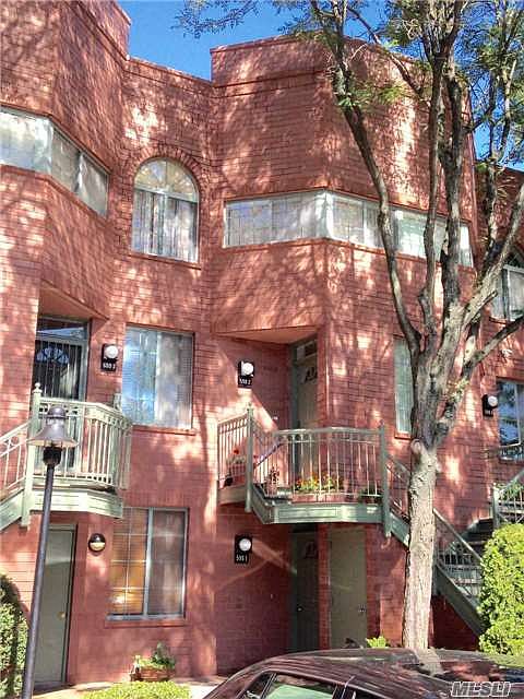 1st image of 562 Louisiana Ave #2