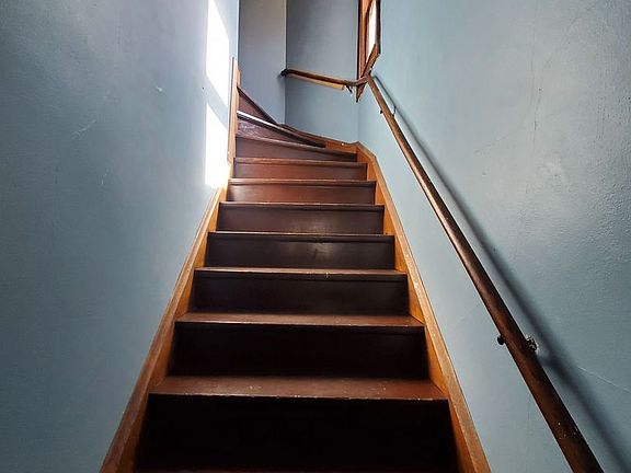 2nd image of 2878-2880 N 57th St #2878