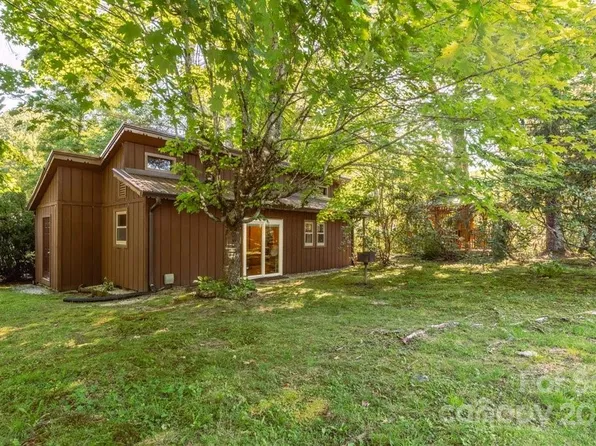 272 Black Pine Rd, Newland, NC 28657