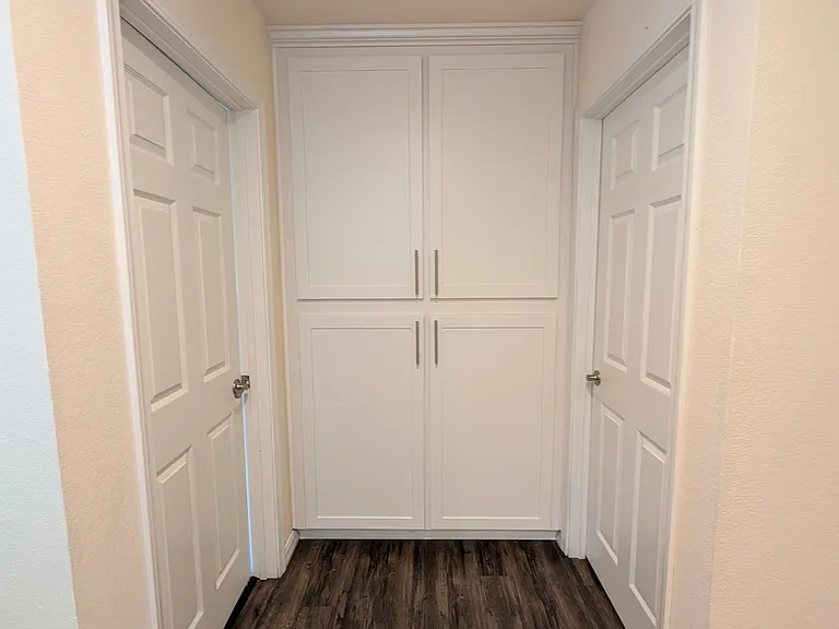 Linen Storage 1st Floor