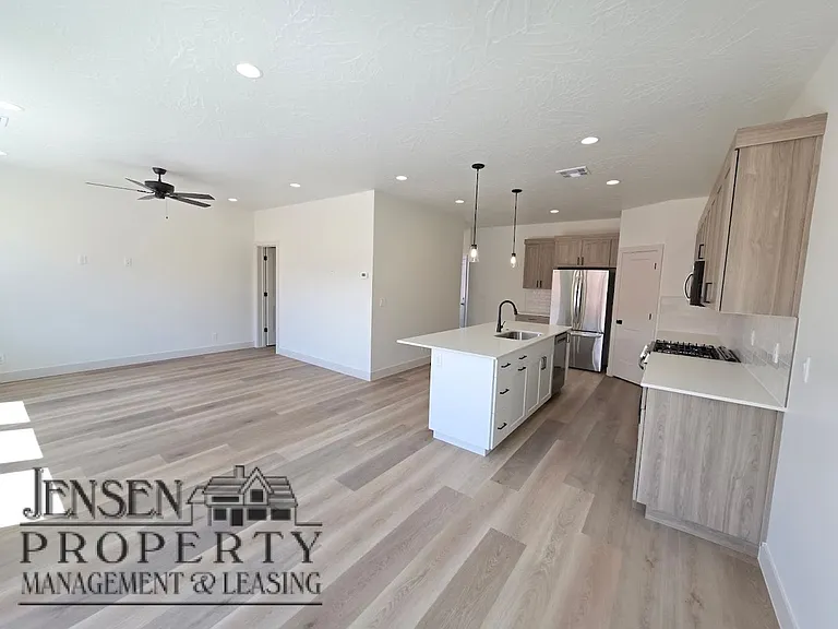 6121 S Cygnus Dr — Photo 3