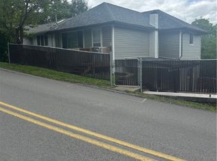302 Beallsville Rd, Bentleyville, PA