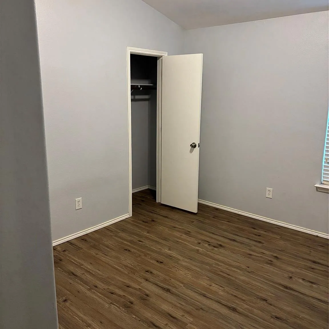 4 bed, 2.0 bath, 1815 sqft, $2,000 — Photo 4
