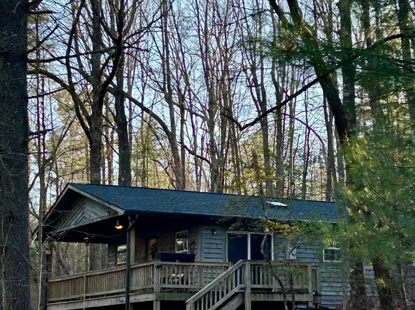 1780 Happy Acres Rd, Brevard, NC 28712